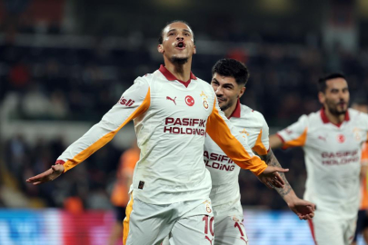 Galatasaray, Başakşehir’i deplasmanda 2-1 mağlup etti!