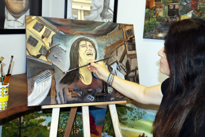 Renklerle anlatılan yaşam hikayesi