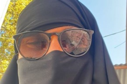 Ankara sokaklarında çarşaf giyerek dolaşan erkek şahıs gözaltına alındı