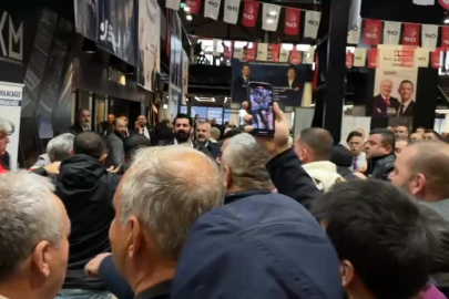 CHP kongresinde gazeteciye saldırı