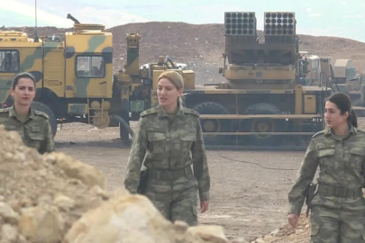 Kadınlara zorunlu askerlik mi geliyor? Türkiye’de kadınlar askere gidecek mi? TBMM’ye sunulan dilekçe sosyal medyayı karıştırdı