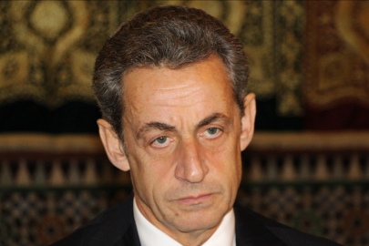 Eski Fransa Cumhurbaşkanı Sarkozy hapse girdi