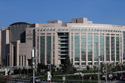 İstanbul’da 3,6 milyar liralık  yasa dışı bahis operasyonu: Çoğu 20'li yaşlarda!