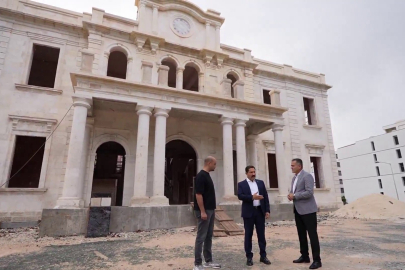 Hatay’da tarihi valilik binasında restorasyon sürüyor