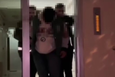 Kadıköy metrosunda oyuncak tüfek paniği! Sosyal medyada paylaşınca yakalandı