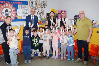 3-5 Yaş arası çocuklara diş fırçalama eğitimi verildi