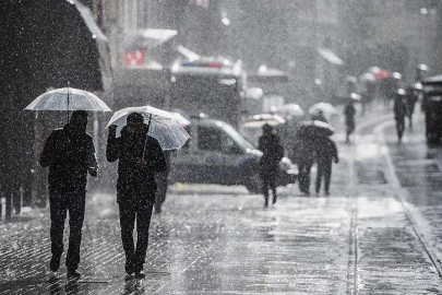 3 Ekim Perşembe Hava Durumu: Meteoroloji’den 7 İl İçin Sarı Kodlu “Sağanak Yağış” Uyarısı