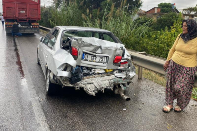 Antalya'da 4 araçlı zincirleme kaza: 2 Alman turist yaralandı