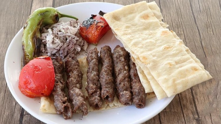 Sultanahmet Köftesi