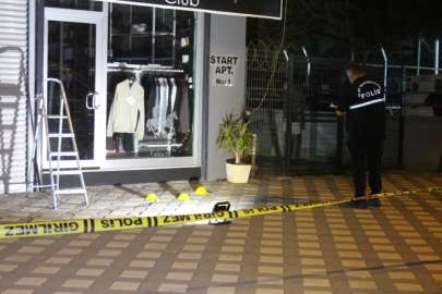 Adana’da erkek giyim mağazasına el yapımı patlayıcı saldırısı!