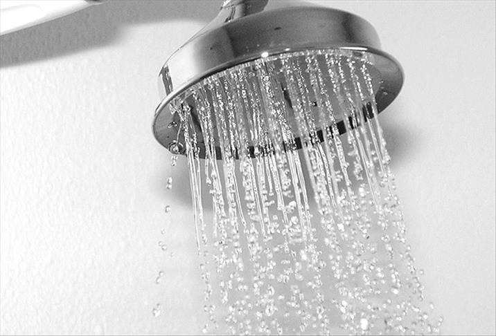 7. Duş başlığı filtresi kullanmamak