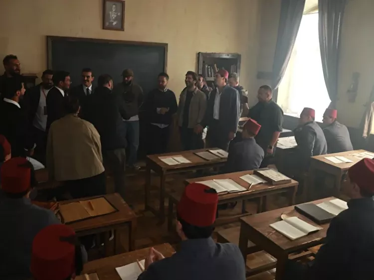 'Onbeşliler' dizisinin başrolü İsmail Ege Şaşmaz sette kaza geçirdi! Ameliyat oldu, Sağlık durumu nasıl 2