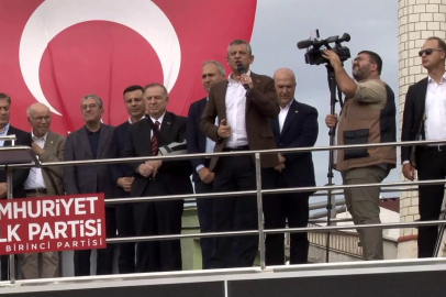 CHP Genel Başkanı Özel, Ekrem İmamoğlu’na yönelik suçlamaları eleştirdi