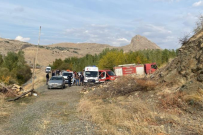 Elazığ'da korku dolu anlar: 4 kişilik aile nehir ortasında birbirine sarılarak hayatta kaldı