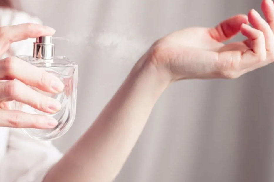 Parfüm Kullanmadan Doğal Olarak Güzel Kokmanın Yolları