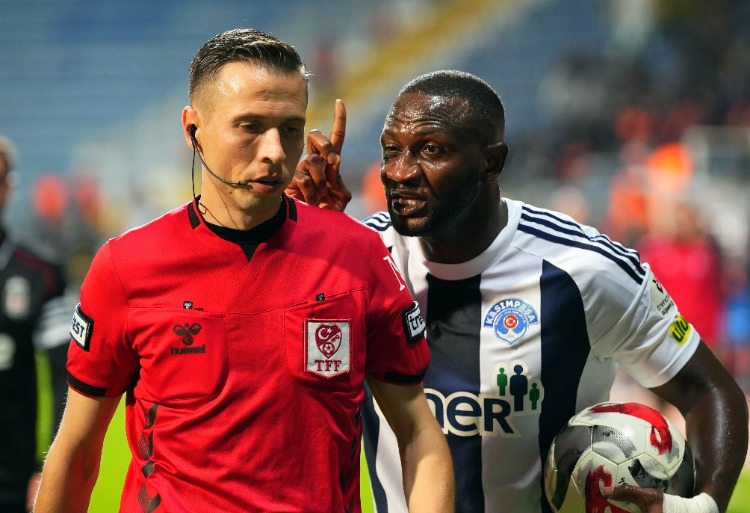 “Bu ruh Beşiktaş’ın doğasına aykırı” – Güntekin Onay (Hürriyet)