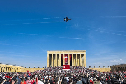 29 Ekim'de SOLOTÜRK Ankara semalarında, Türk Yıldızları ise Kırklareli’nde nefes kesecek