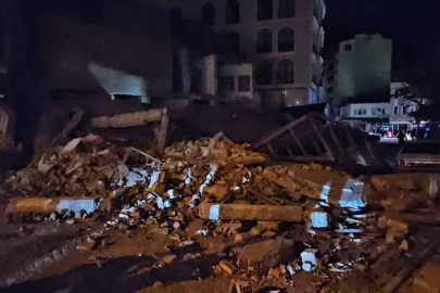 Balıkesir Sındırgı’da korkutan deprem: Artçılar bölgeyi beşik gibi sallıyor