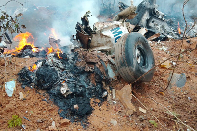 Kenya'da turistleri taşıyan uçak düştü: 11 ölü!