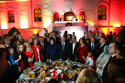 Adana'da 29 Ekim Cumhuriyet Bayramı dolayısıyla resepsiyon verildi