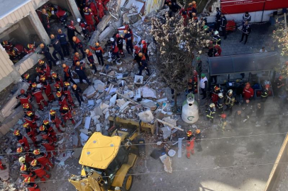 Gebze’de çöken binadan müjdeli haber: 18 Yaşındaki Dilara Bilir sağ kurtarıldı