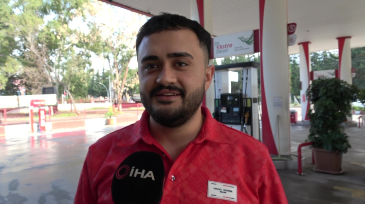 Hatay’da istasyonun “müdavimi” karga 10 TL’yi alıp ortadan kayboldu 3