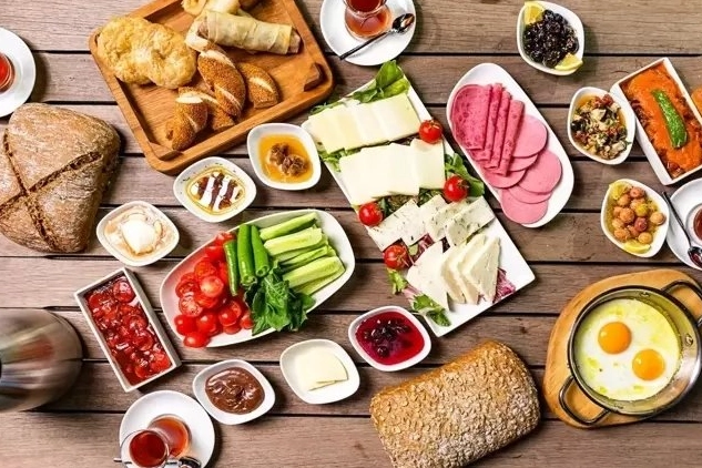 Uzun Süre Tok Tutan Yiyeceklerle Sağlıklı Beslenin