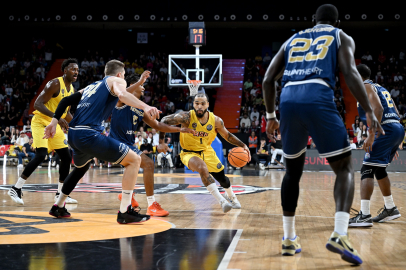 Mersin Spor, Karditsa’yı 81-73 yenerek ikinci galibiyetini aldı