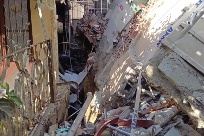 4 kişiye mezar olan binanın yanındaki apartman sakini: Deprem oldu sandık, evimizde ciddi hasar oluştu