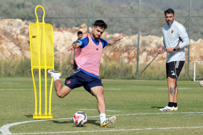 Hatayspor, Erzurumspor maçı öncesi umut ile kriz arasında