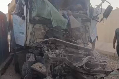 Mardin'de freni patlayan kamyon kontrol noktasında kazaya neden oldu: 1 ölü