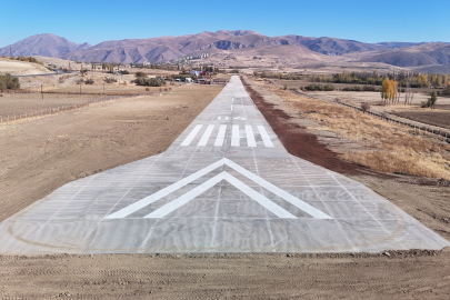Türkiye’nin ilk ilçe havaalanı 84 yıl sonra yeniden açıldı: Divriği Hava Kampüsü hizmete girdi