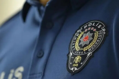 Eline aldığı bıçakla yoldan geçenlere dehşeti yaşattı