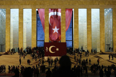 10 Kasım 2025 resmi tatil mi? Atatürk’ü Anma günü hangi güne denk geliyor?