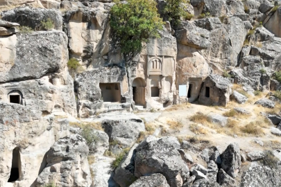 Aksaray’ın tarih dolu Manastır Vadisi ilgi odağı oldu