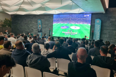 Ferdi Tayfur Sanat Merkezi’nde taraftarlar derbi heyecanını birlikte yaşadı