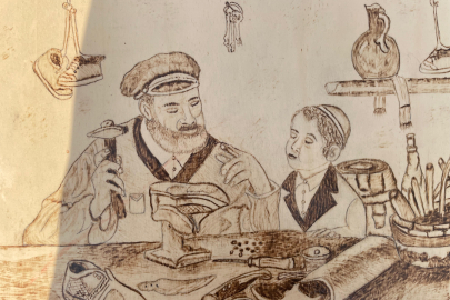 Hayal gücü ve emekle şekillenen ahşap yakma sanatı vatandaşların gözdesi oldu