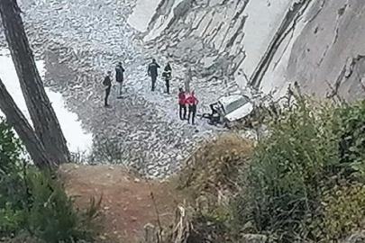 Kayıp imamın cesedi uçurumdan yuvarlanmış aracında bulundu