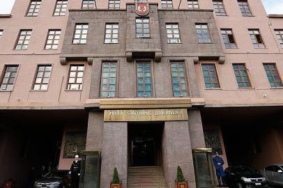 MSB: "Türkiye’de eğitim alan Suriyeli askeri öğrencinin TSK’da görev alması söz konusu değildir"