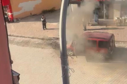 Osmaniye’de park halindeki araç yandı