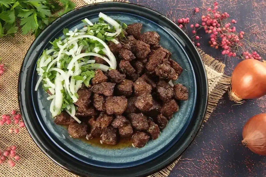 Arnavutluk’un Zengin Mutfağında Lezzet Yolculuğu