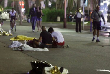 Fransa’da dehşet: Sürücü yayaların üzerine sürdü, 9 yaralı!