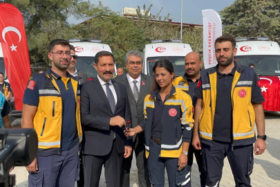Hatay’da acil sağlık filosu güçlendi: 12 yeni ambulans hizmete alındı