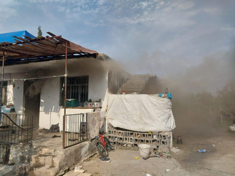 Hatay’da iki ayrı yangın paniği Alevler evlere sıçramadan söndürüldü 2