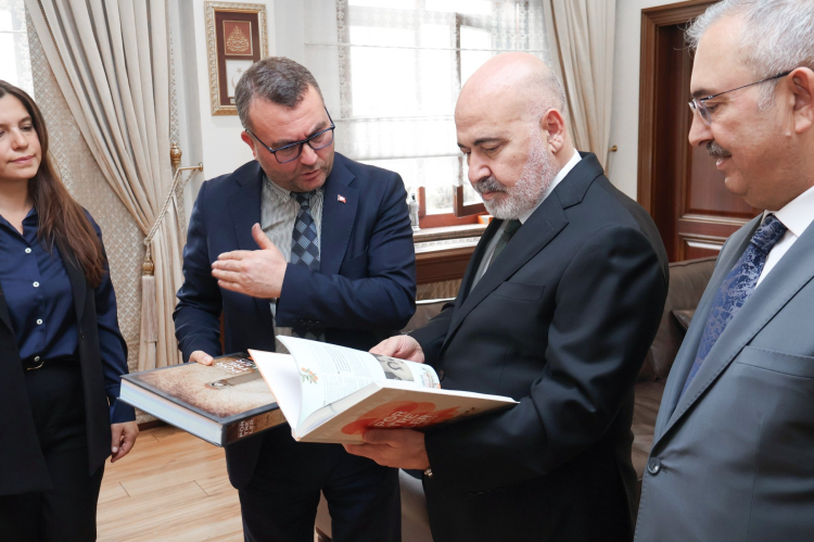 İçişleri Bakan Yardımcısı Mehmet Sağlam, Başkent Adanalılar Platformu heyetini kabul etti 2