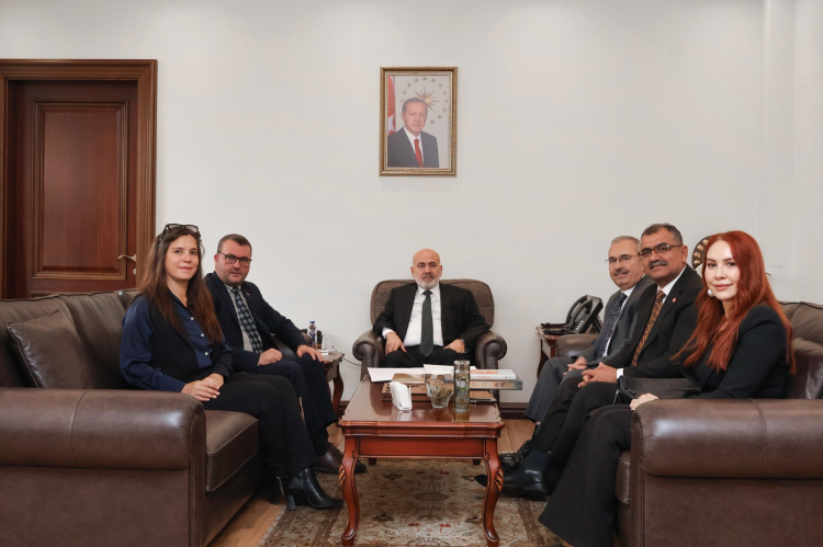 İçişleri Bakan Yardımcısı Mehmet Sağlam, Başkent Adanalılar Platformu heyetini kabul etti 3