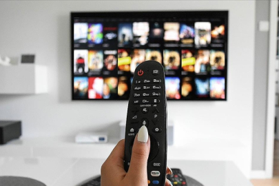 9 Kasım 2025 TV yayın akışı: Bu akşam hangi diziler var? Kanal D, ATV, TRT 1, NOW TV, Show TV ve Star TV yayın listesi