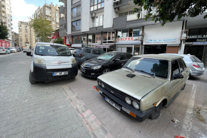 Adana’da kaldırım işgali gün geçtikçe artıyor