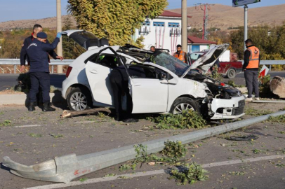 Elazığ’da feci kaza: 2’i ağır 6 yaralı