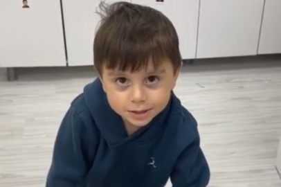 Annesiyle birlikte ölü bulunmuştu, küçük çocuğun görüntüsü yürekleri sızlattı